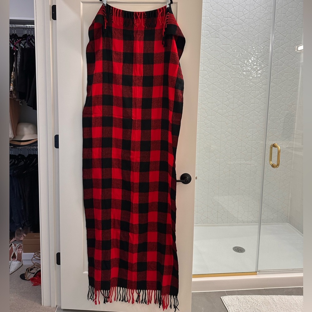 Red and Black Oversized Plaid Check Women's Scarf